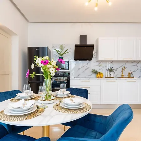 Appartement Luxa 5 Min Old Town, 10 Min Airport Trogir