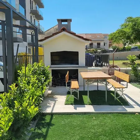 Luxa 5 Min Old Town, 10 Min Airport Appartement *