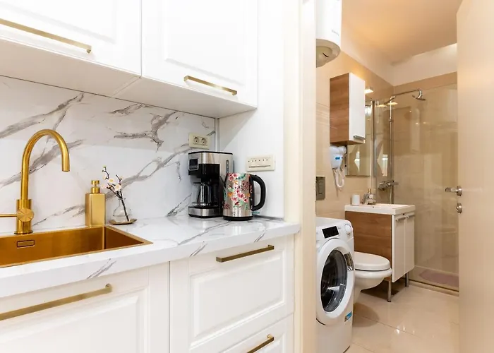 Luxa 5 Min Old Town, 10 Min Airport Apartament Trogir