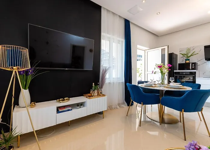Apartament Luxa 5 Min Old Town, 10 Min Airport *