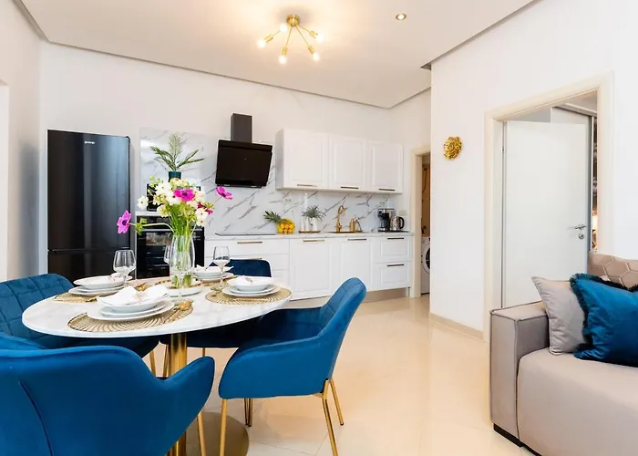 Apartament Luxa 5 Min Old Town, 10 Min Airport Trogir