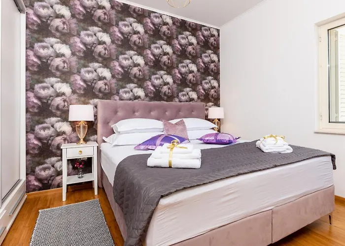 Apartament Luxa 5 Min Old Town, 10 Min Airport Trogir