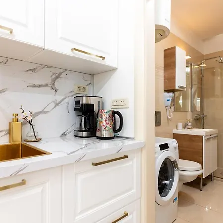 Luxa 5 Min Old Town, 10 Min Airport Appartement Trogir